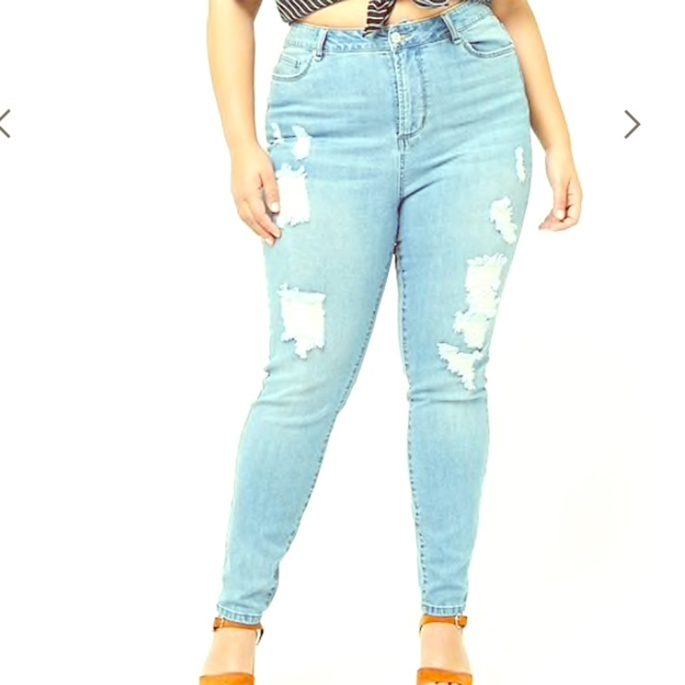 Plus size, high waist jeans 👖